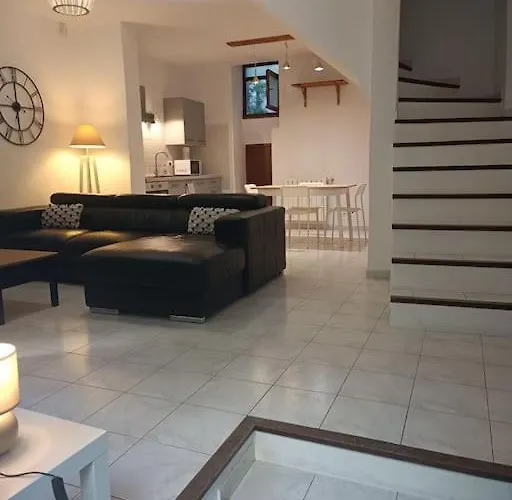 펜션 La Maison Cevenole Saint-André-de-Majencoules